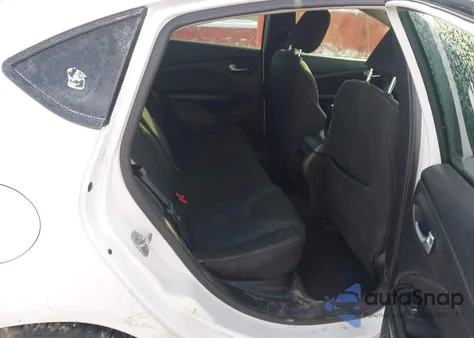 2016 Dodge Dart Sxt z USA, uszkodzony, nr VIN 1C3CDFBB7GD766477